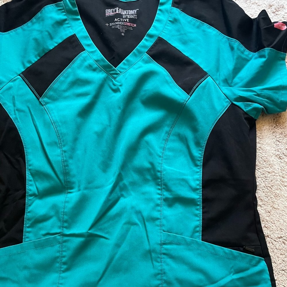 grey anatomy scrubs